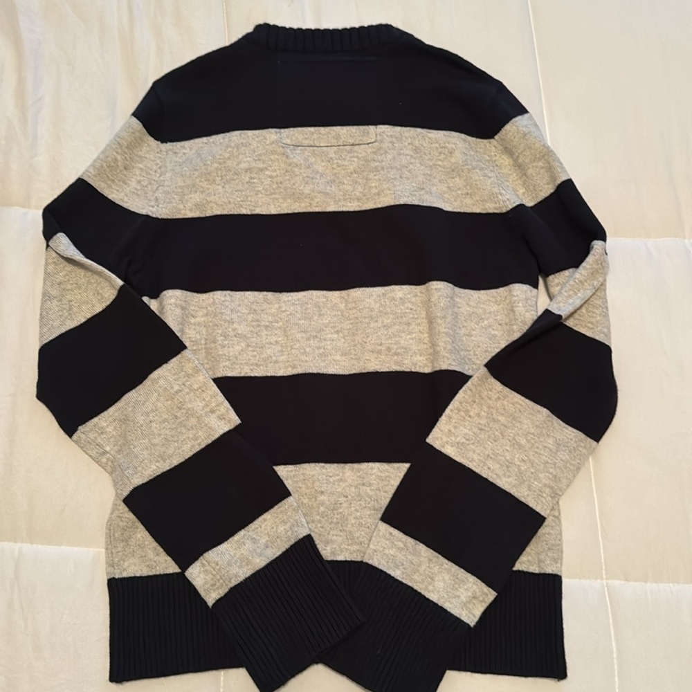 Abercrombie Kids Sweater L Striped Black Gray Pullover Crewneck Muscle - Picture 4 of 6